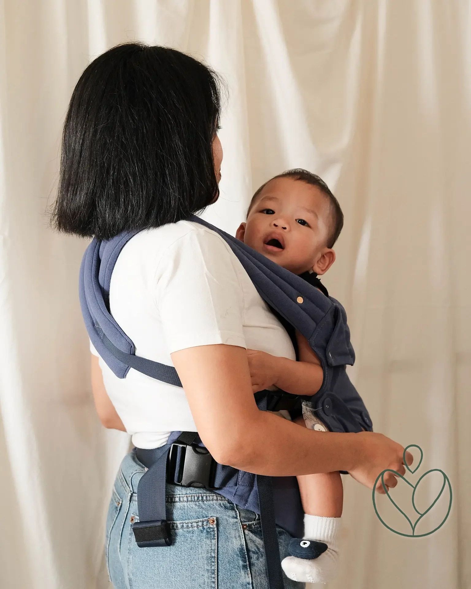 Gendongan bayi Keenaa motif Houndstooth